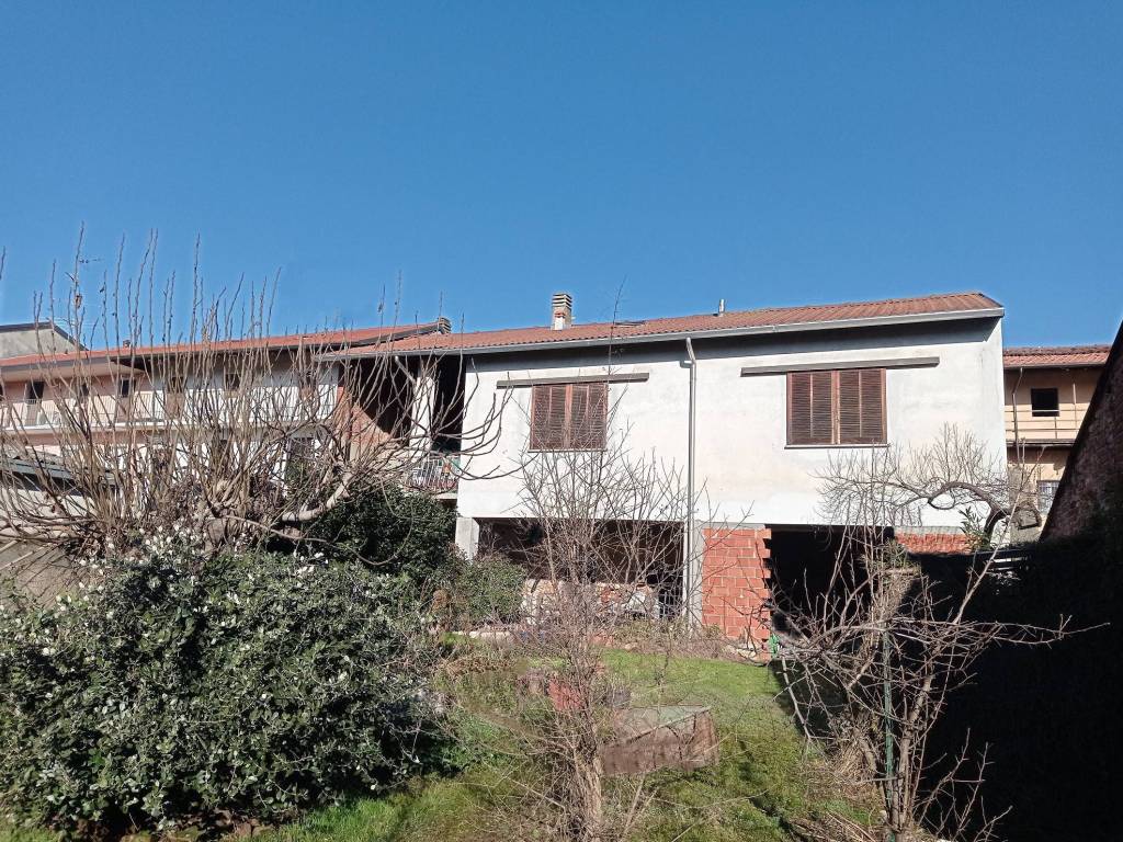 Casa indipendente a Bellinzago novarese in Vicolo Depaoli - Foto 4