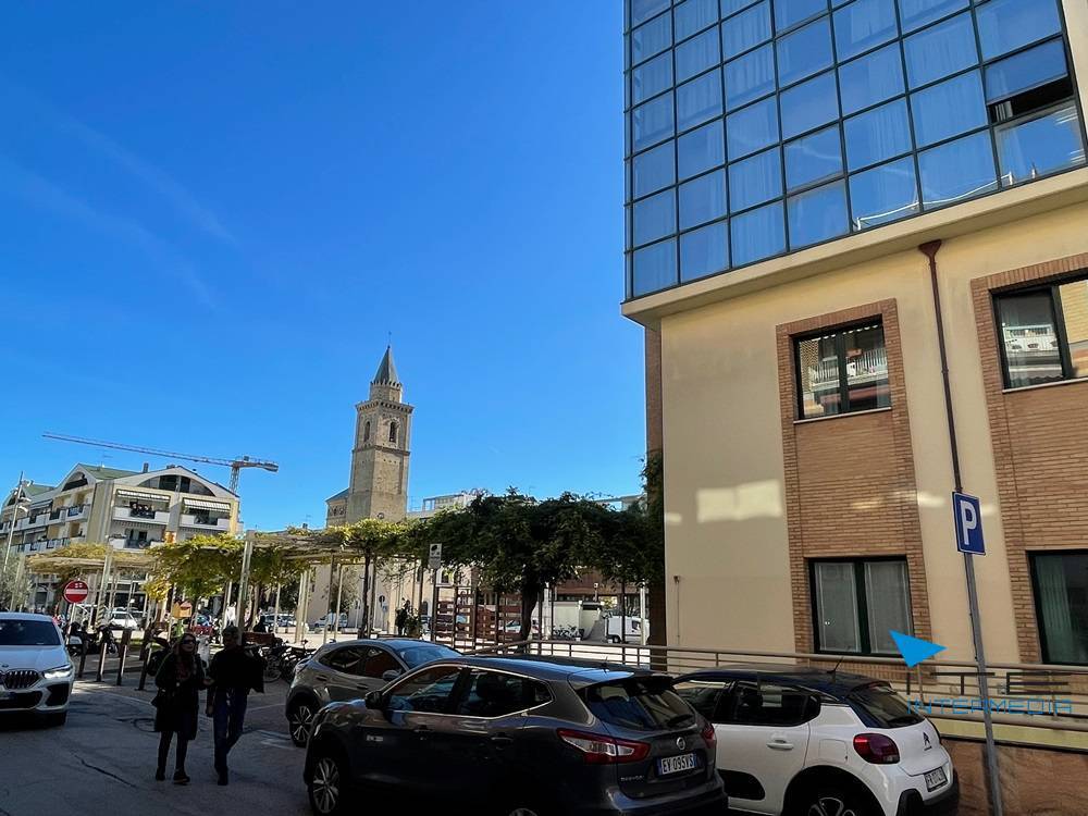 Immobile a Roseto degli abruzzi in Via manzoni ang. Via Memeli - Foto 4