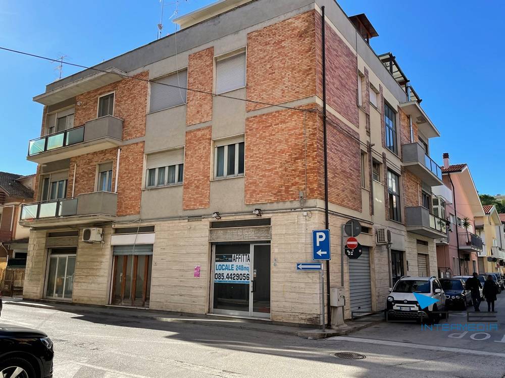 Immobile a Roseto degli abruzzi in Via manzoni ang. Via Memeli - Foto 5