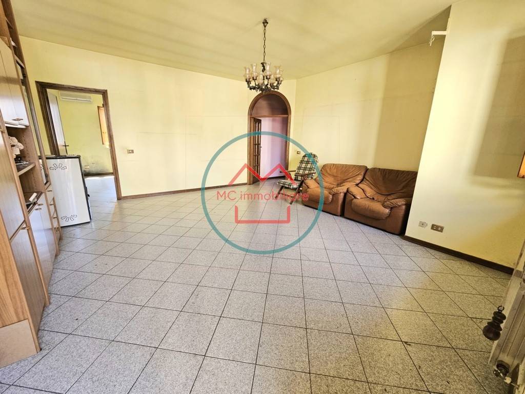 Appartamento a Monsummano terme in Via dell'Unità - Foto 3
