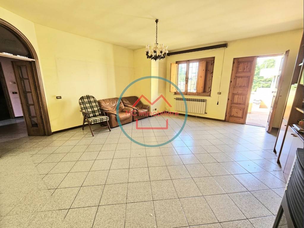 Appartamento a Monsummano terme in Via dell'Unità - Foto 4