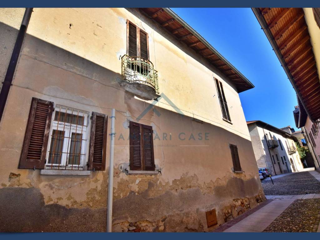 Casa indipendente a Daverio in via vittorio veneto - Foto 2