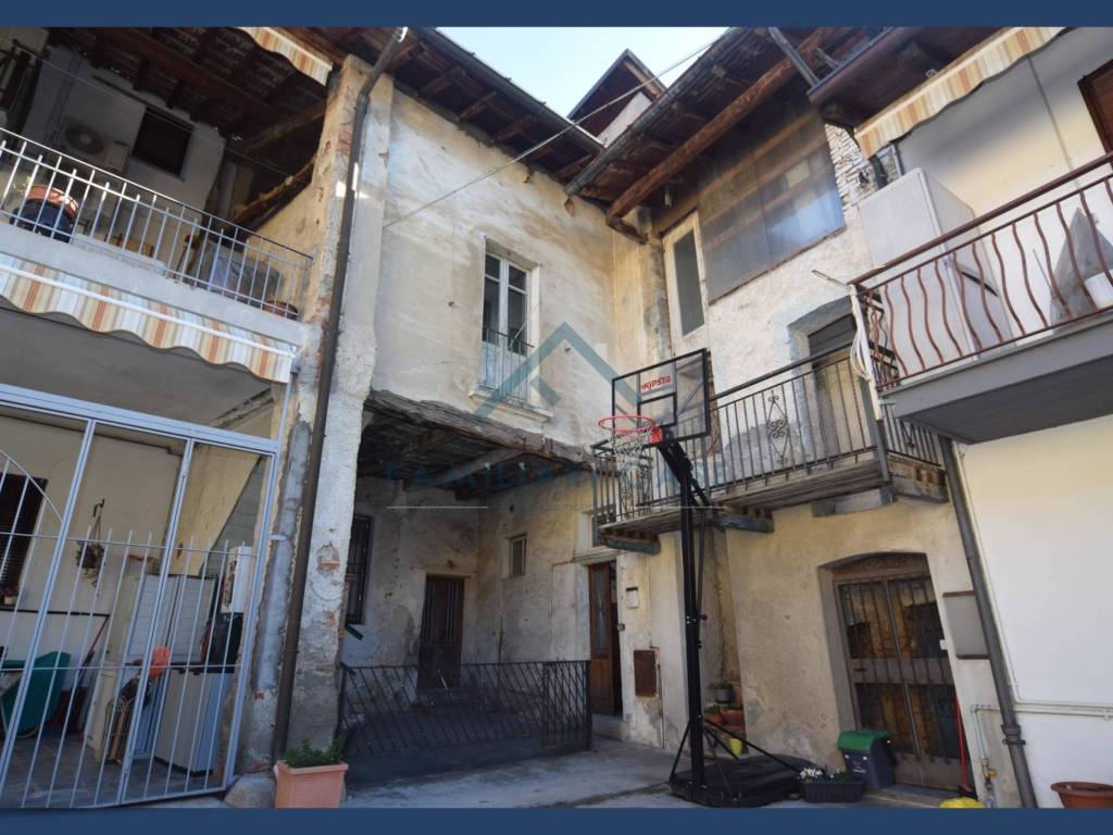 Casa indipendente a Daverio in via vittorio veneto - Foto 3
