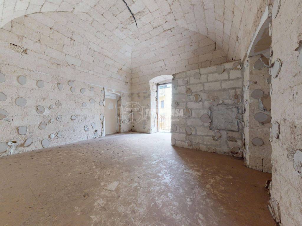 Casa indipendente a Turi in Via Garibaldi - Foto 2