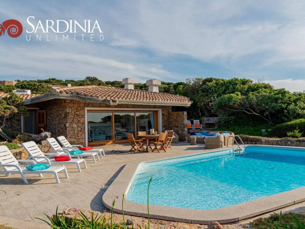 Villa a Aglientu in LOCALITA' PORTOBELLO DI GALLURA - Foto 2