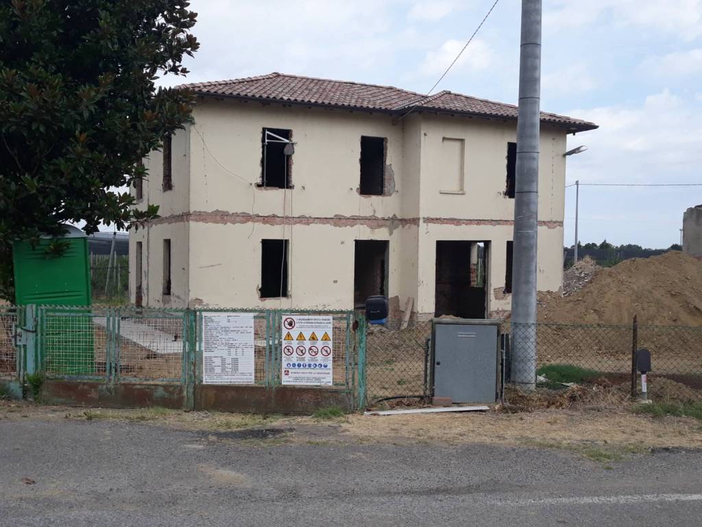 Casa indipendente a Castel bolognese in Via Canalvecchio - Foto 2