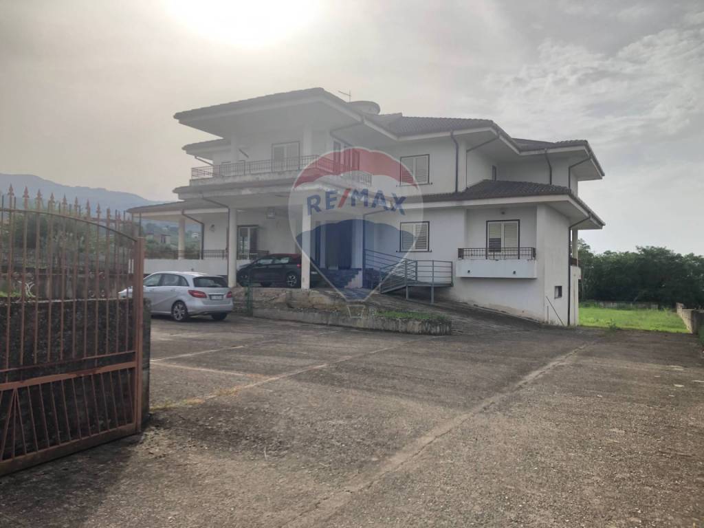 Villa a Torrecuso - Foto 2