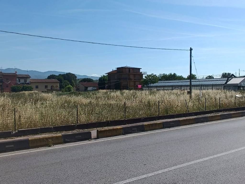 Terreno a Montevarchi in Via Levanella - Foto 4