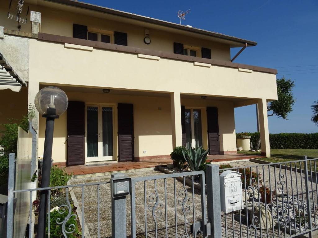 Villetta a schiera a Trecastelli - Foto 3