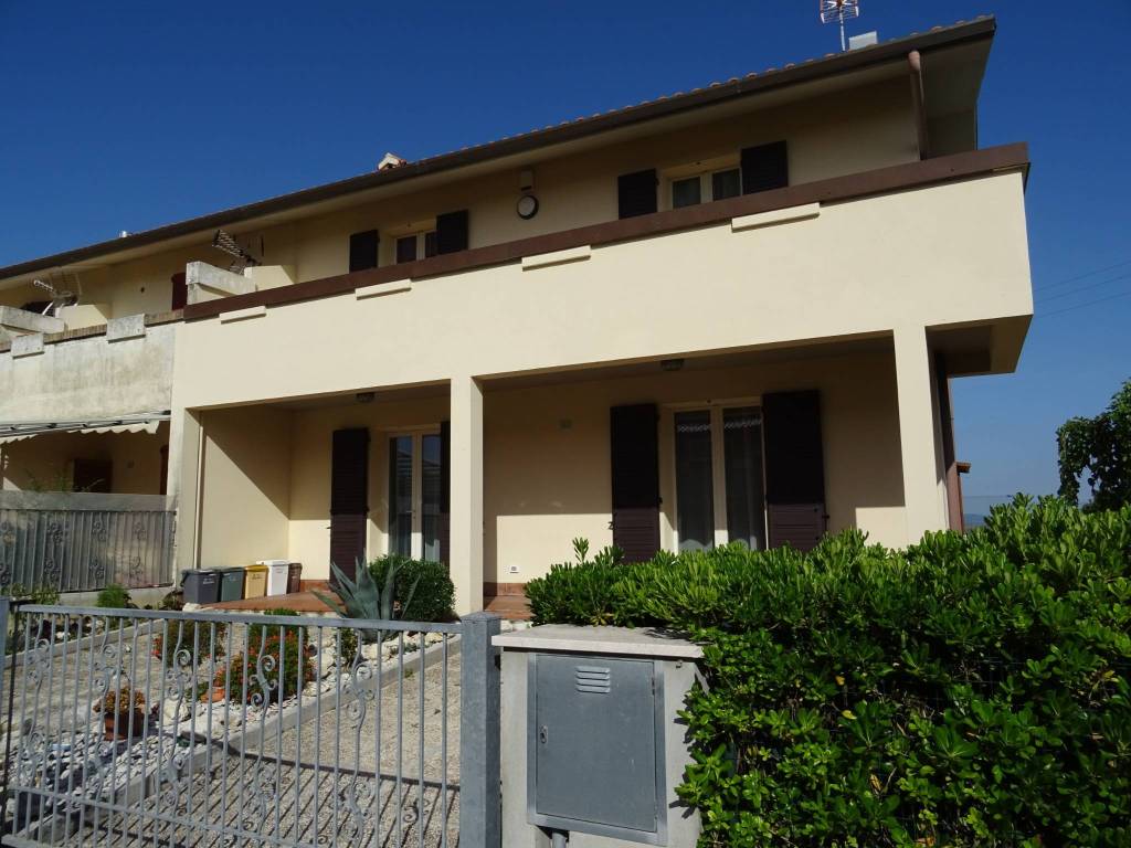 Villetta a schiera a Trecastelli - Foto 4