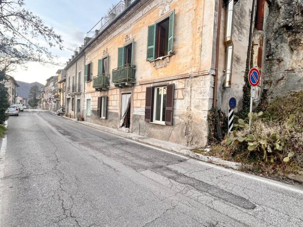 Villa a Borgorose in Piazza della Parrocchia - Foto 3