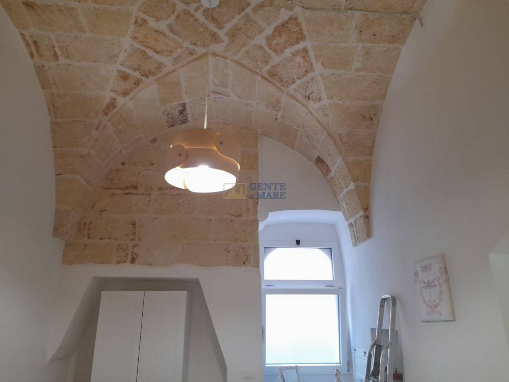 Casa indipendente a San michele salentino in Via Duca d'Aosta - Foto 5