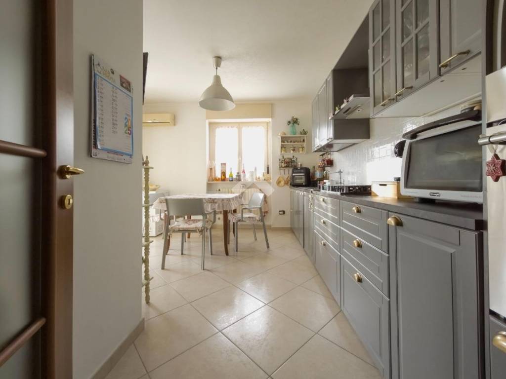 Appartamento a Manfredonia in Via Giuseppe Brigida, 14 - Foto 4