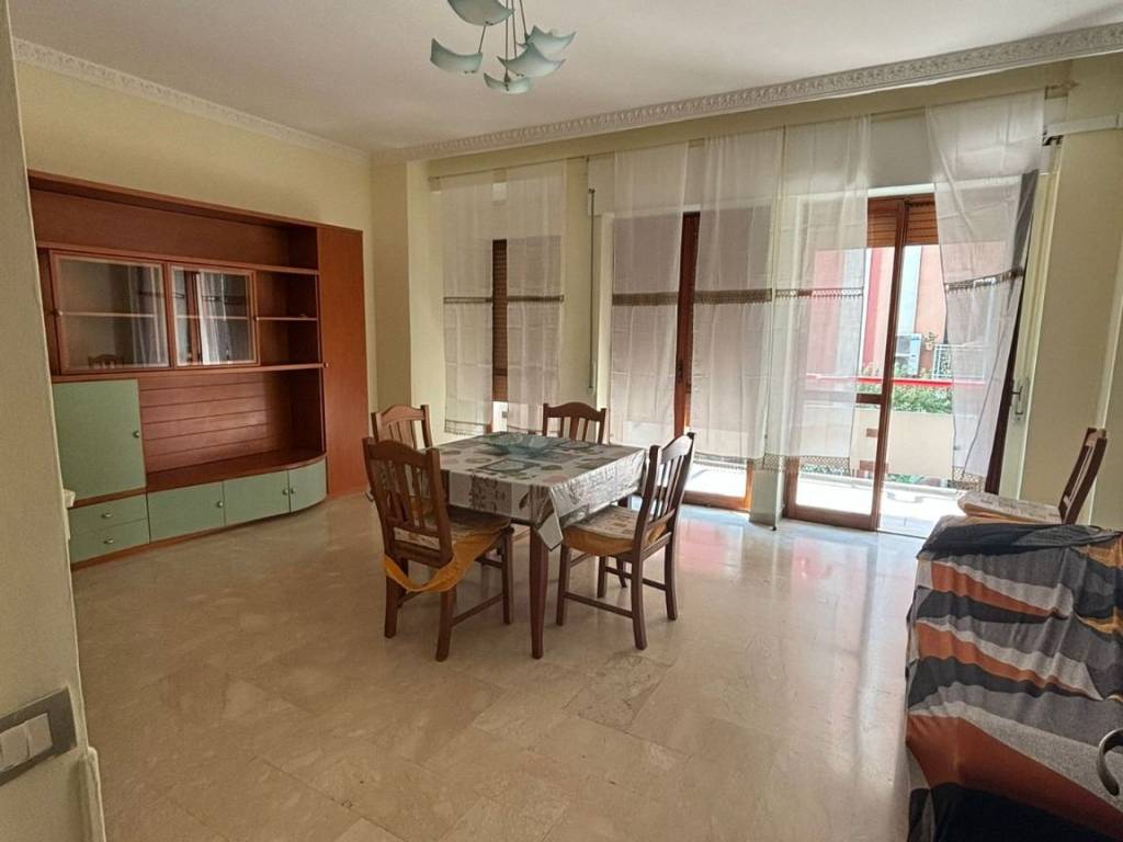 Appartamento a Taranto in Via Principe Amedeo, 169 - Foto 4