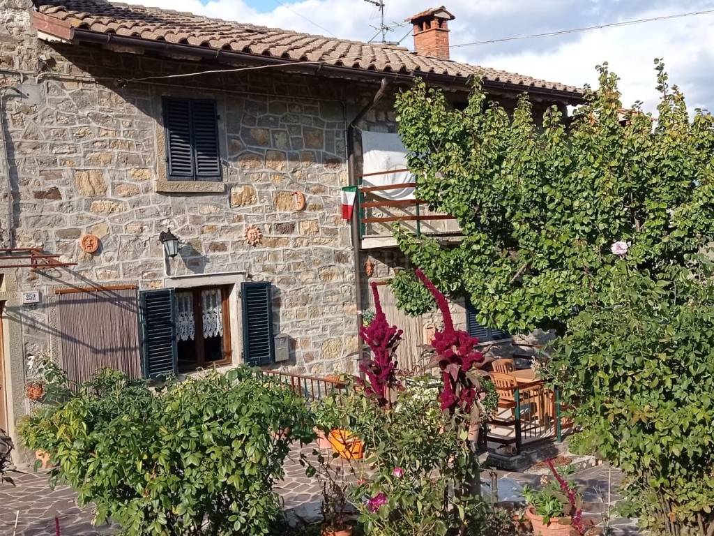 Appartamento a Caprese michelangelo in Via Pianacci - Foto 2