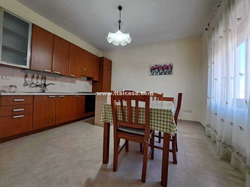 Appartamento a Crotone in Via Misciascio - Foto 4