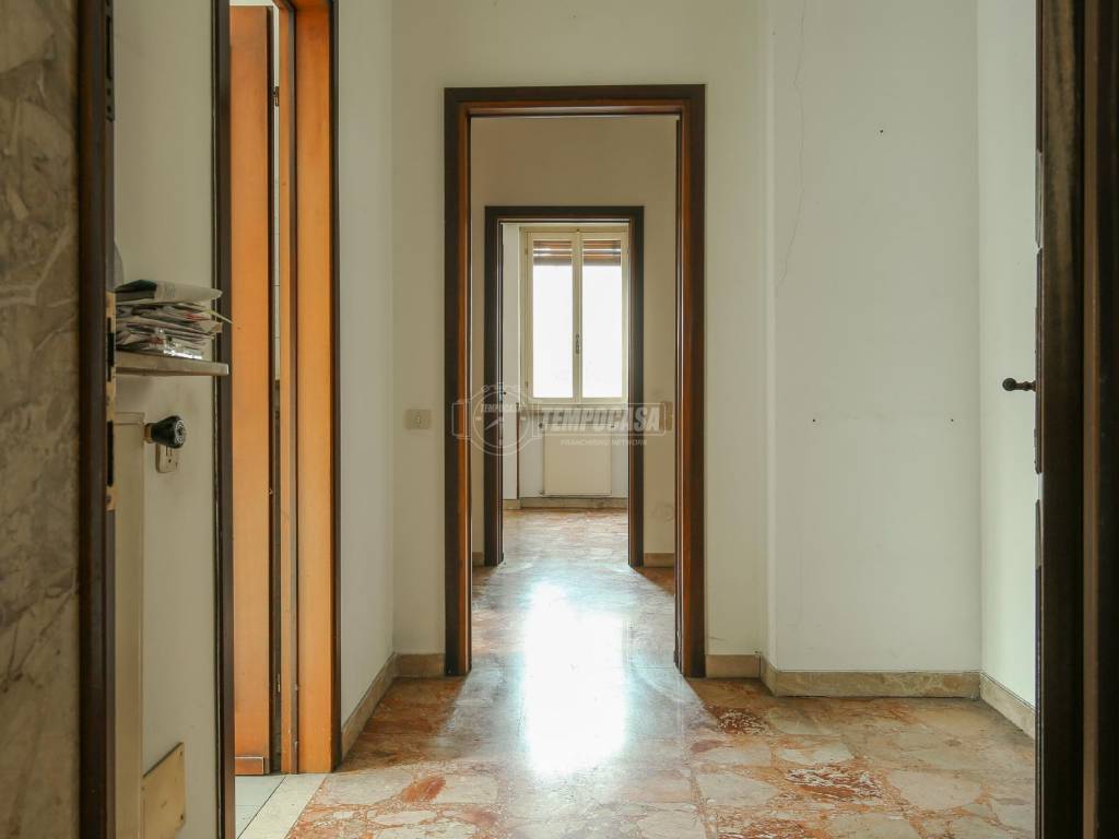 Appartamento a Cremona in Via del Giordano - Foto 2