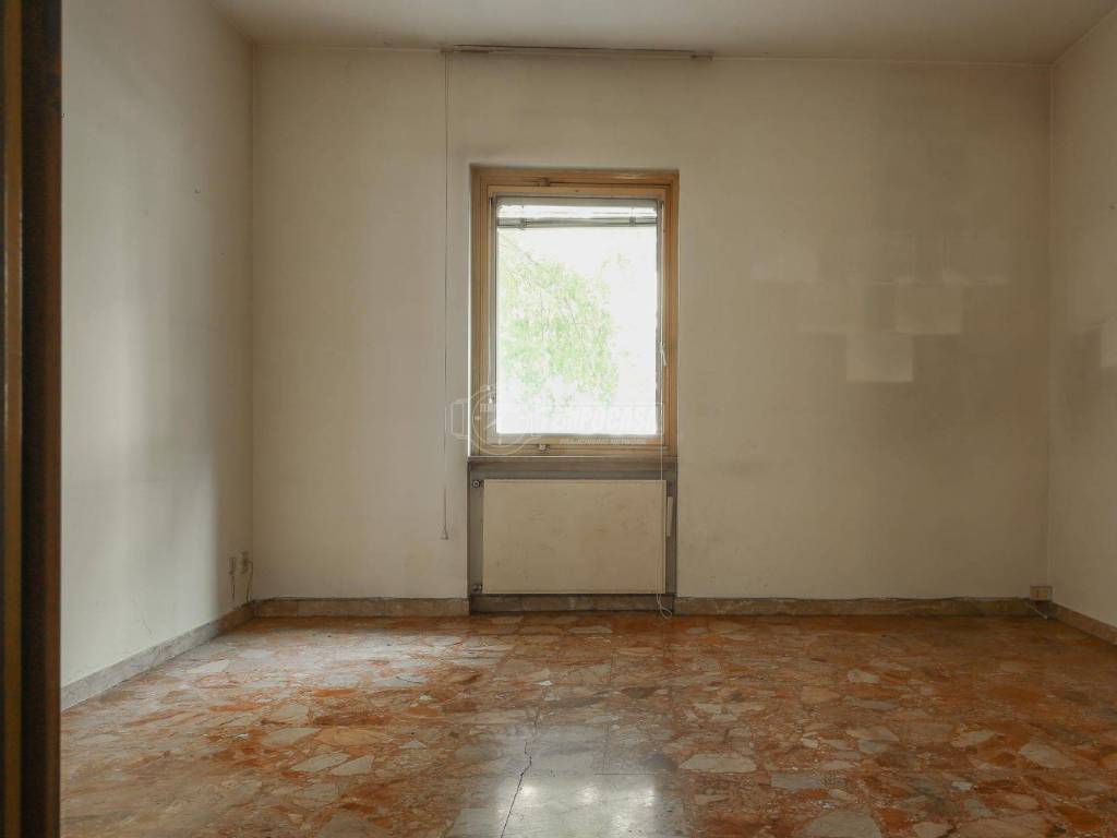Appartamento a Cremona in Via del Giordano - Foto 3