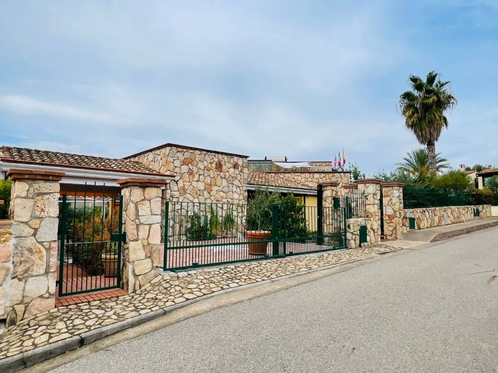 Villa a Tortolì in Via Umberto Saba - Foto 4