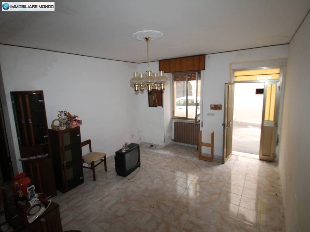 Casa indipendente a Ururi in Via Provinciale, 16 - Foto 3