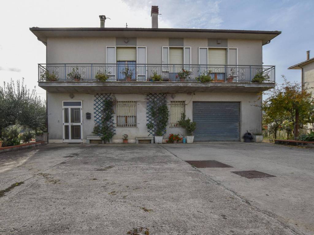 Villa a Santa vittoria in matenano in Strada Provinciale della Val d'Aso - Foto 3