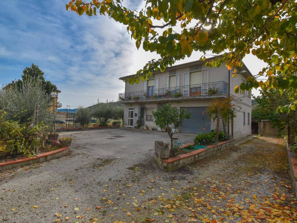 Villa a Santa vittoria in matenano in Strada Provinciale della Val d'Aso - Foto 4