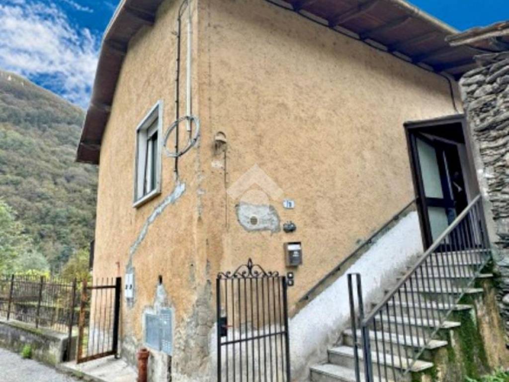 Casa indipendente a Colico in Via la Ca, 70 - Foto 5