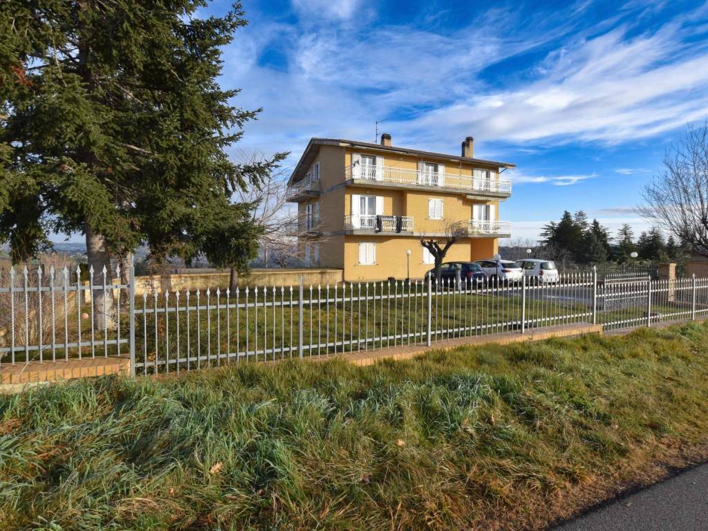 Appartamento a Santa vittoria in matenano in Contrada Monteradaldo-Ete, 52 - Foto 2