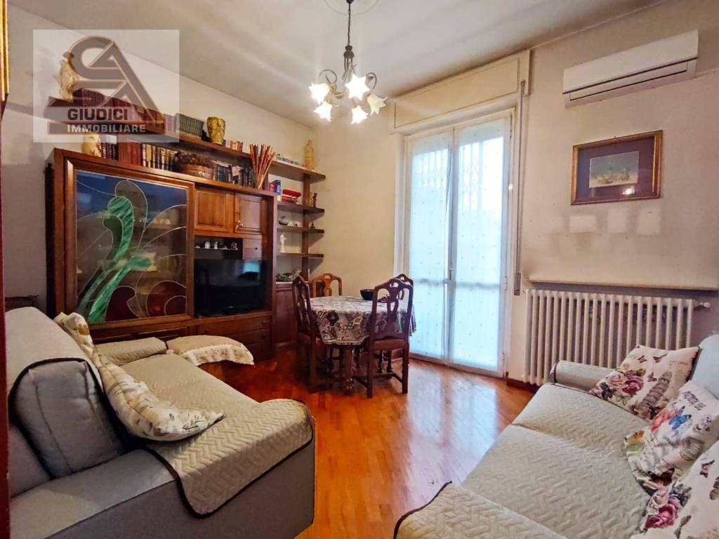 Appartamento a Saronno in Via Carugati,, 25 - Foto 5
