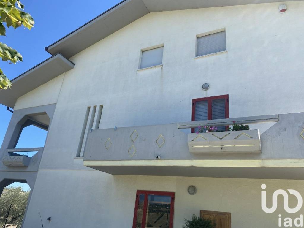 Villa a Bellante in strada proviciale, 154 - Foto 2