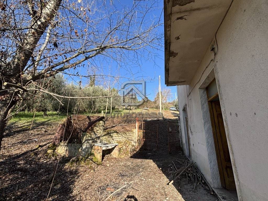 Casa indipendente a Apice in Strada Provinciale Benevento-Apice Nuova - Foto 2