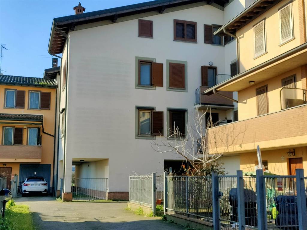 Appartamento a Brembio in via Saint Christo en Jarez, 5 - Foto 4