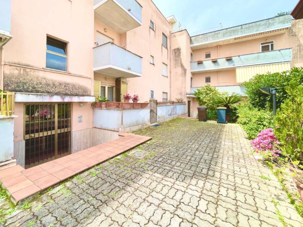 Appartamento a Sabaudia in Via dei Mille, 13 - Foto 5