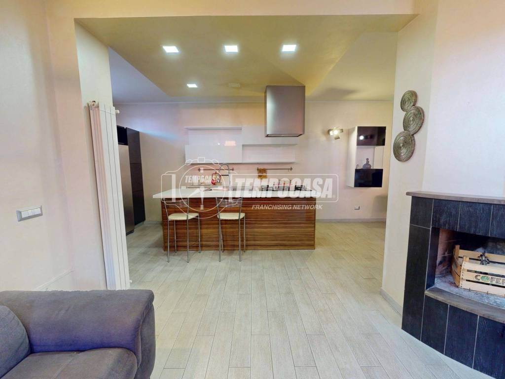 Villa a Ladispoli in Via DUBLINO 44 - Foto 4