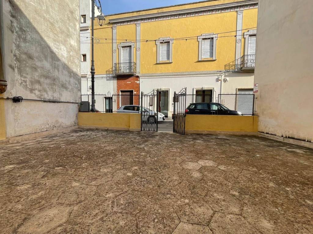 Rustico / casale a Carmiano in Via Cesare Battisti angolo Via A. Miglietta - Foto 3