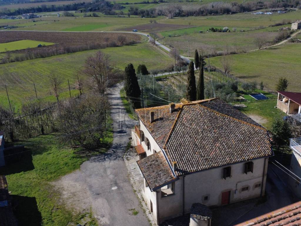 Rustico / casale a Città di castello in Vocabolo Passerina, 6 - Foto 2