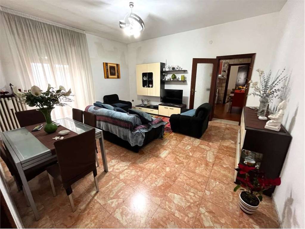 Appartamento a Brindisi in Via Aosta, 12 - Foto 3