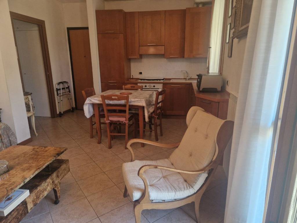 Appartamento a Venegono superiore in Via Nazario Sauro, 3 - Foto 4