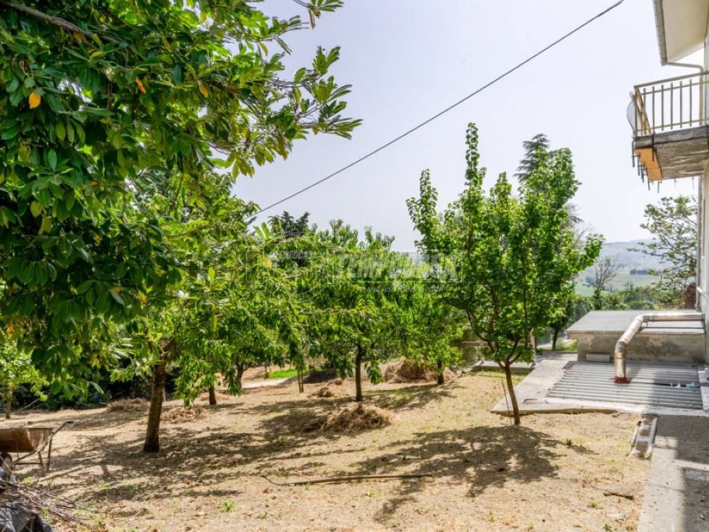 Appartamento a Monte san giusto in Via Campiglia Bassa, 26 - Foto 2