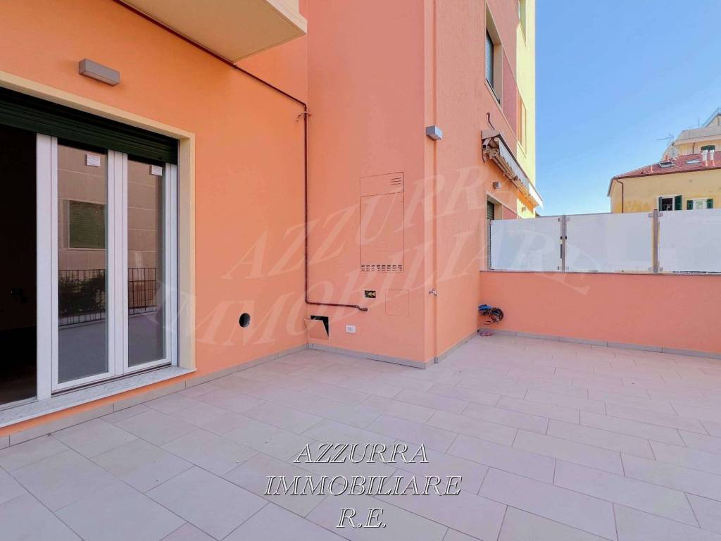Appartamento a Varazze in Via Francesco Cilea - Foto 2