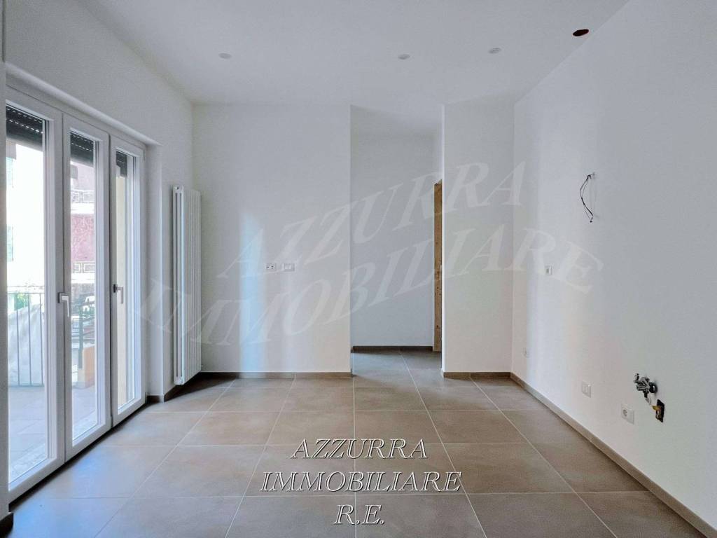 Appartamento a Varazze in Via Francesco Cilea - Foto 4