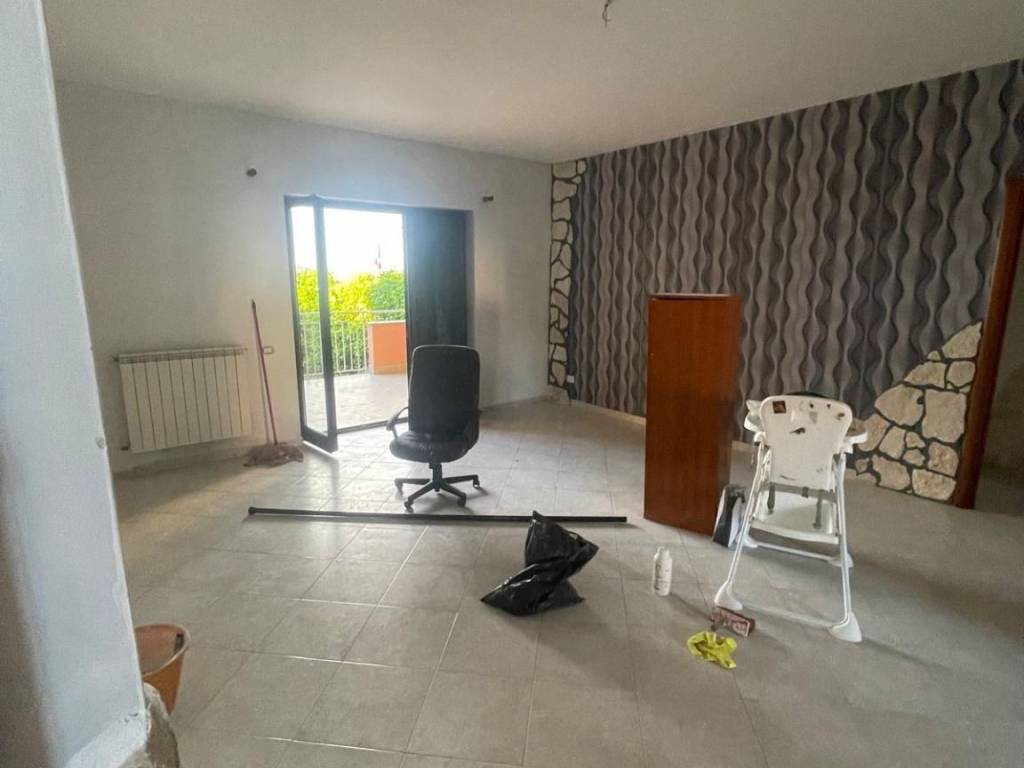 Appartamento a Castel volturno in Strada Statale Domitiana, 993 - Foto 4