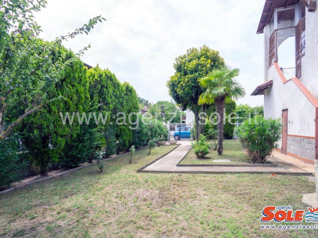 Villa a Comacchio in Viale Cecoslovacchia, 18 - Foto 5