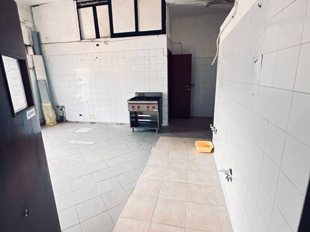 Attività / licenza a Velletri in Via Rioli - Foto 5