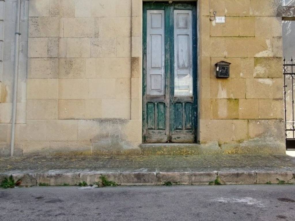 Casa indipendente a Scorrano in Via Piave, 64 - Foto 2