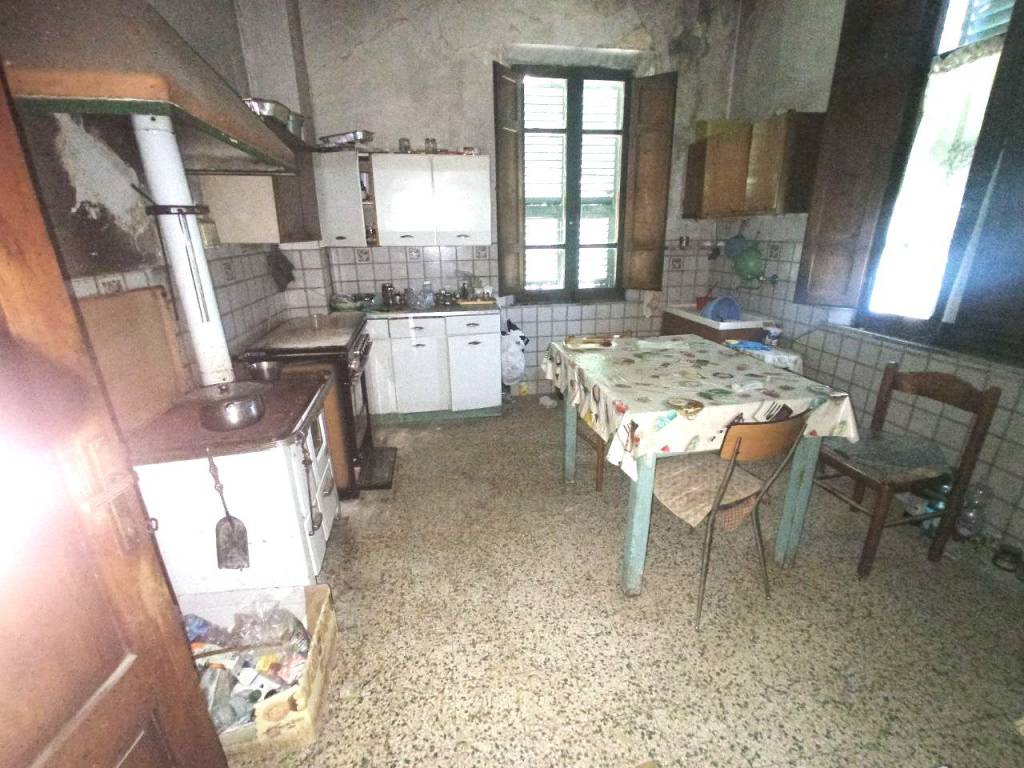 Villa a Castiglione del lago in Via Roma - Foto 3