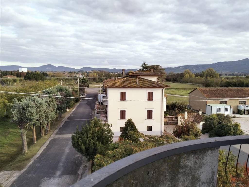 Appartamento a Castiglione del lago in SS71 - Foto 3
