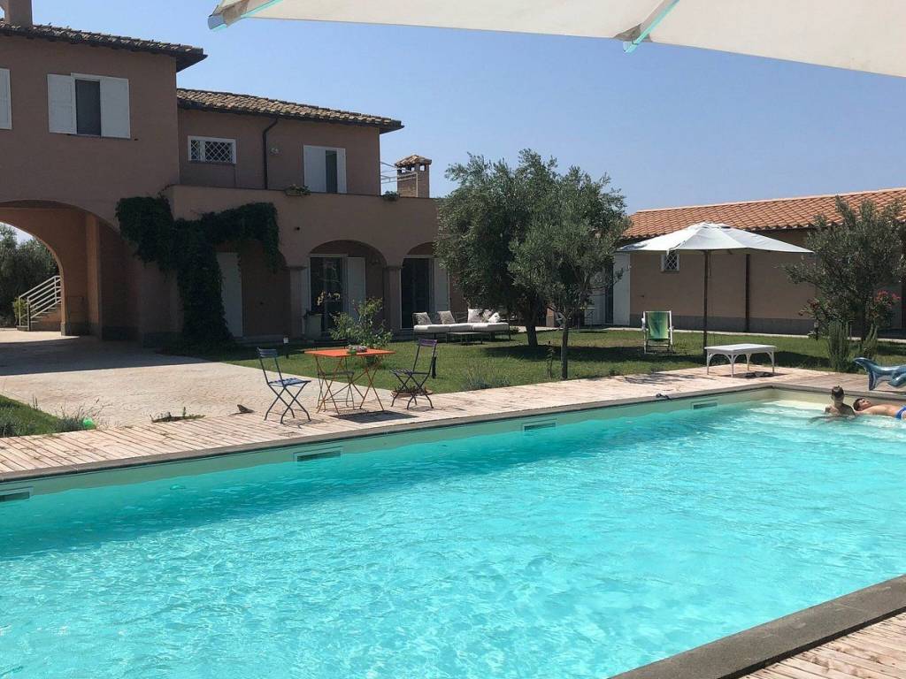 Villa a Tarquinia in Via degli Alvhetna, 158 - Foto 4