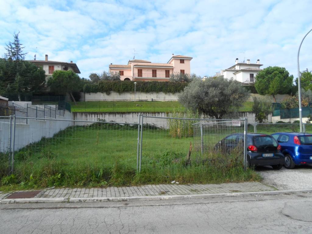 Terreno a San benedetto del tronto in Via Lord Baden Powell - Foto 3