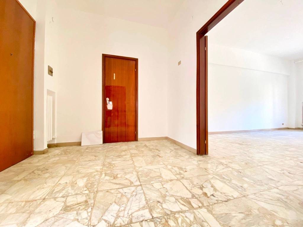 Appartamento a Ancona in Via Mario Torresi - Foto 2